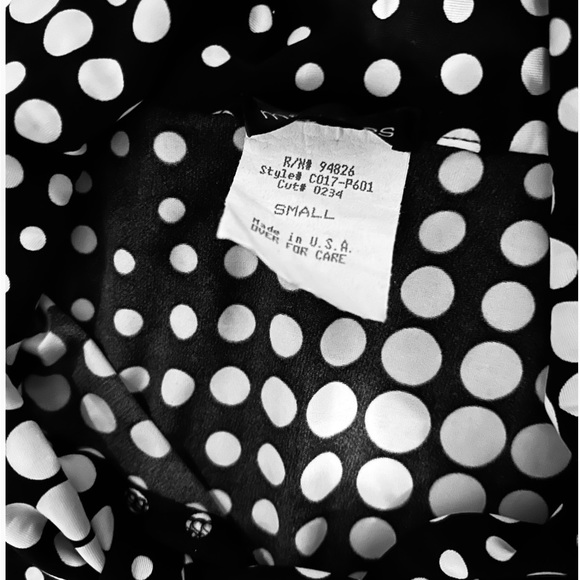 Maurices Super Cute Fitted Black & White Polka Dot Blouse w/Tie Neck! SZ S - Picture 5 of 5
